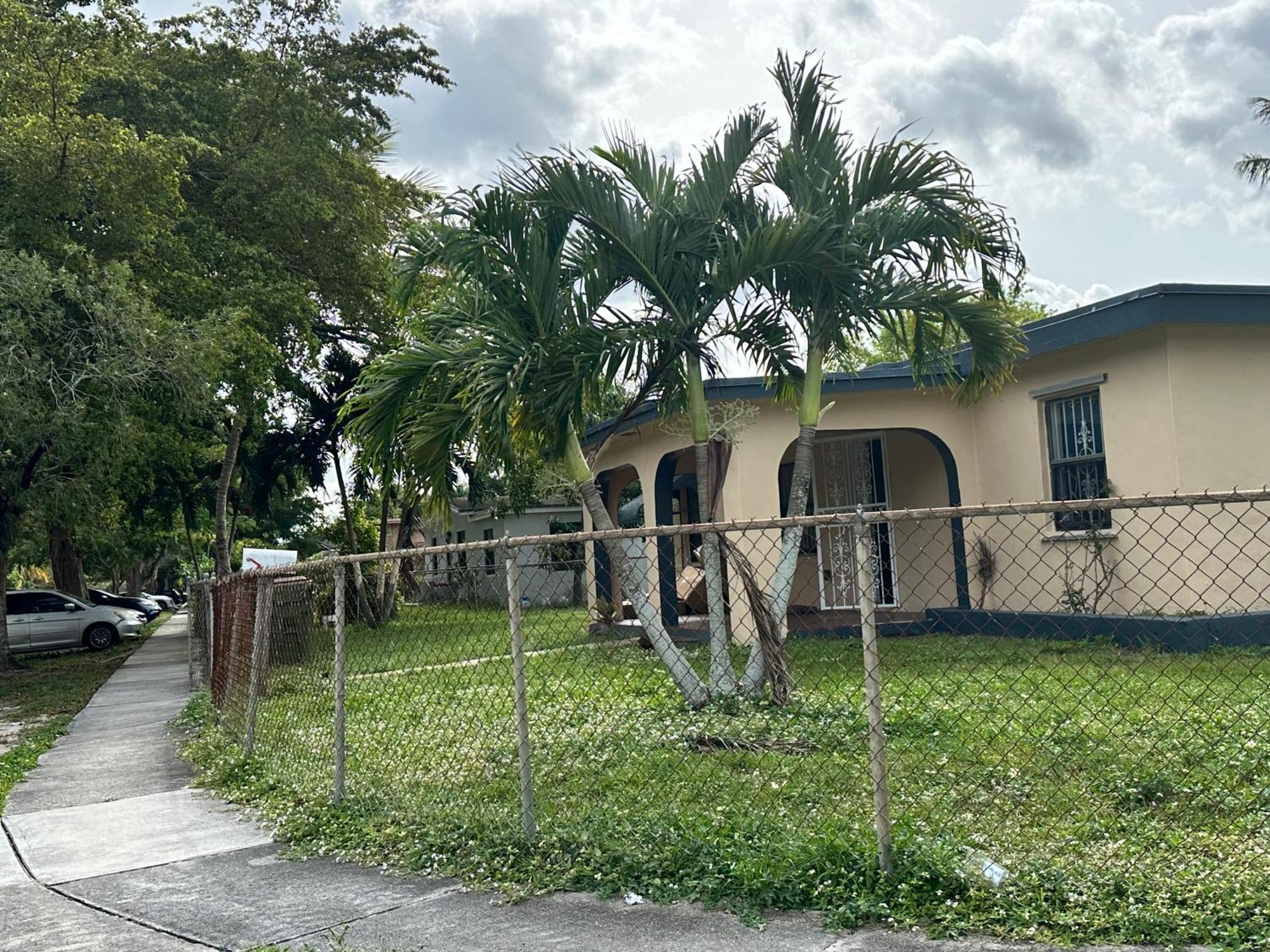 Hospedaje North Miami Exteriör bild